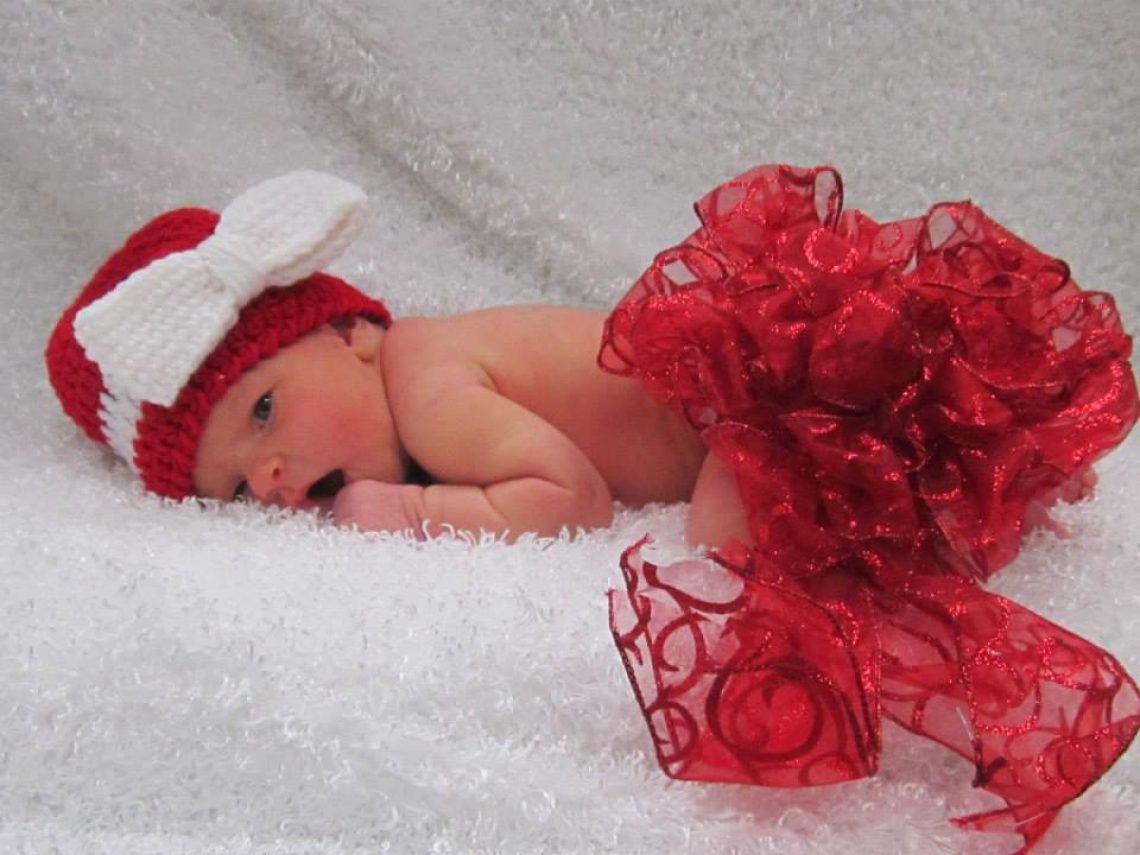 baby in red