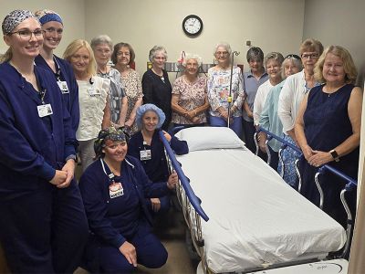 Knoxville Hospital & Clinics Auxiliary Donates Over $10,700 to Support Patient Care&hellip;