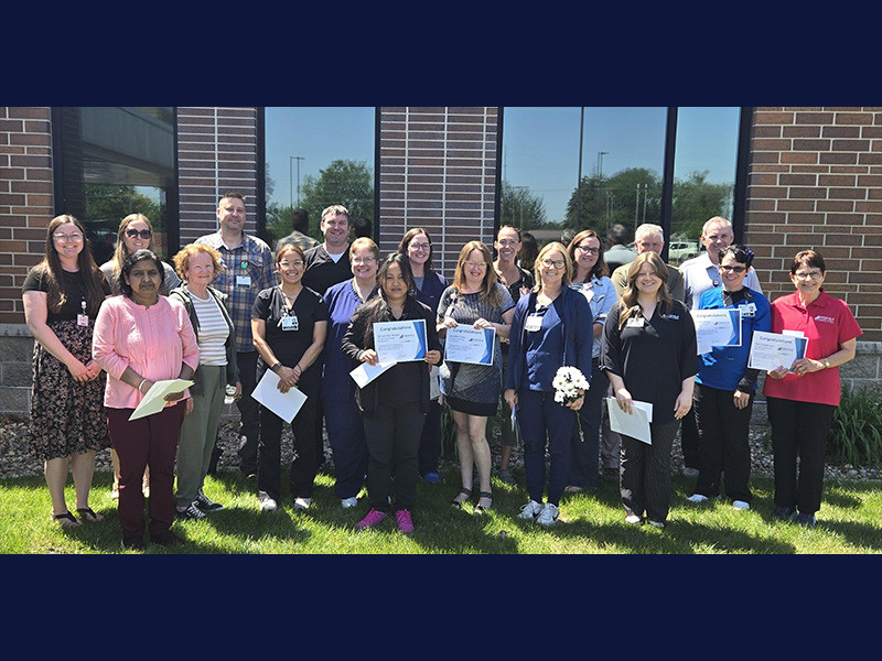 Knoxville Hospital & Clinics Honors Employees with Annual Service Awards